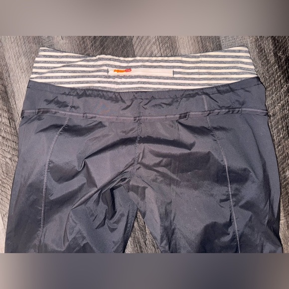 lululemon Pants with Striped Waistband - Picture 6 of 6